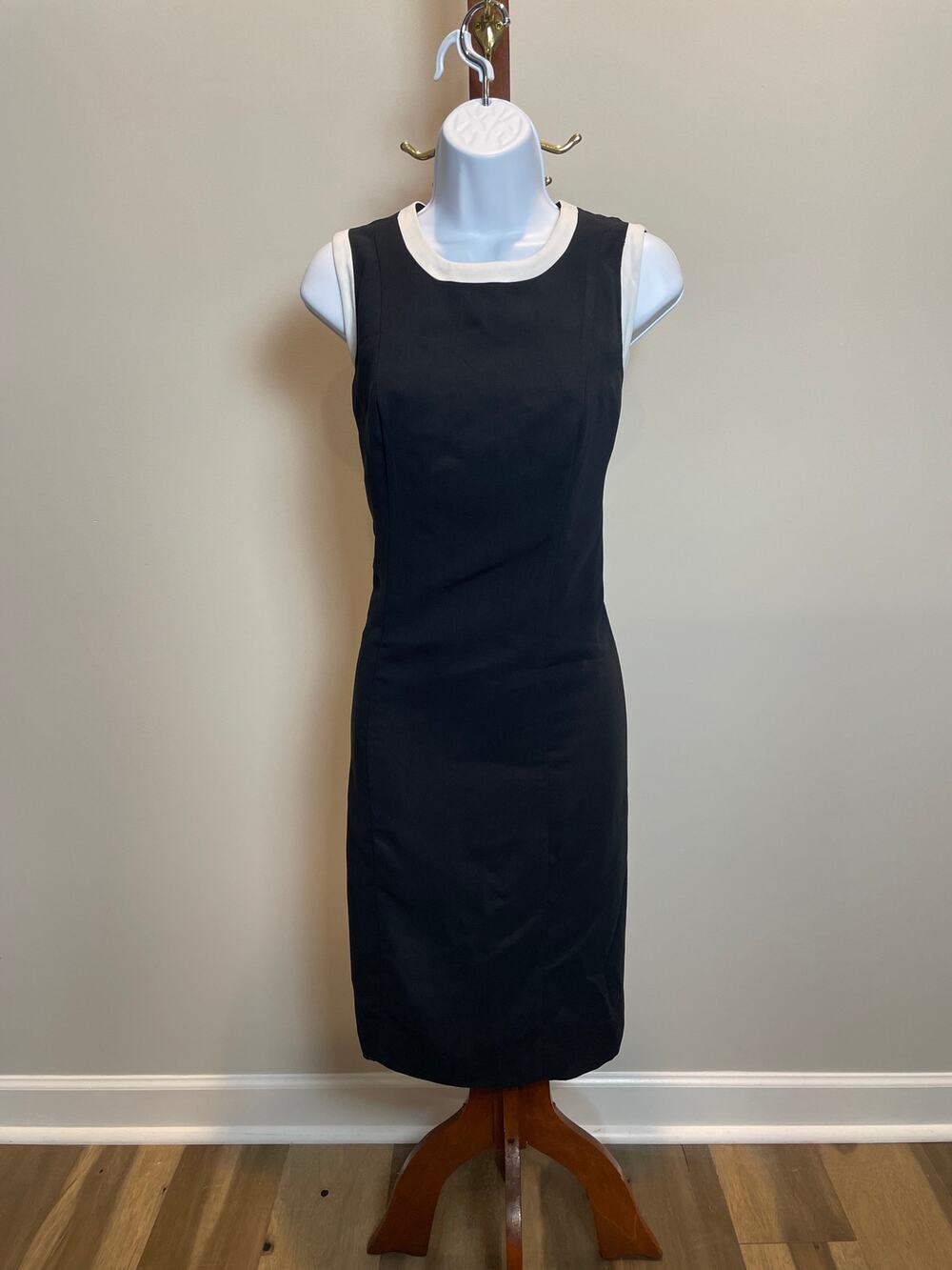 Jessica London Size 12 Black Sheath Dress White Trim Classic Lined